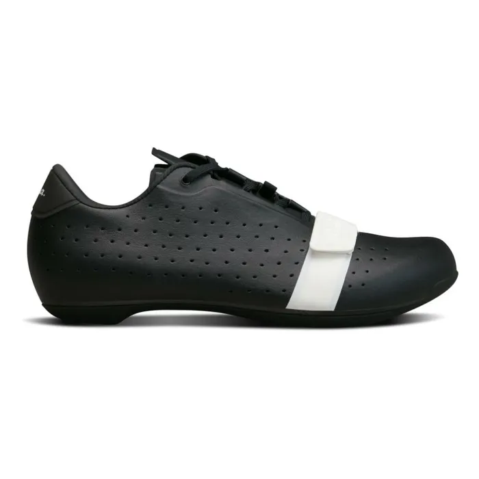 Men Classic Shoes Rapha Classic Cycling Shoe Blackwhitedark Greydeep Olive Green Rapha Shoes Overshoes and Socks