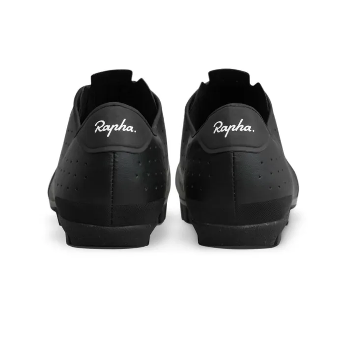 Men Explore Shoes OffRoad Riding Gravel Shoe Blackolive Green Rapha Shoes Overshoes and Socks Men Explore Shoes OffRoad Riding Gravel Shoe Blackolive Green Rapha Shoes Overshoes and Socks
