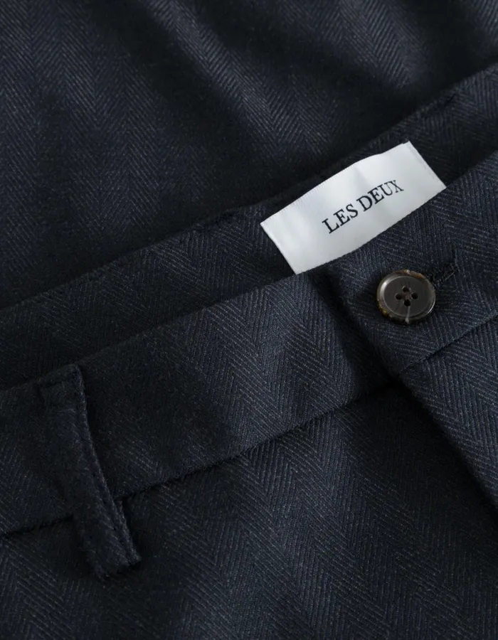 Men Les Deux Pants Como Reg Herringbone Suit Pants 8211 Dark NavyDark Grey Melange