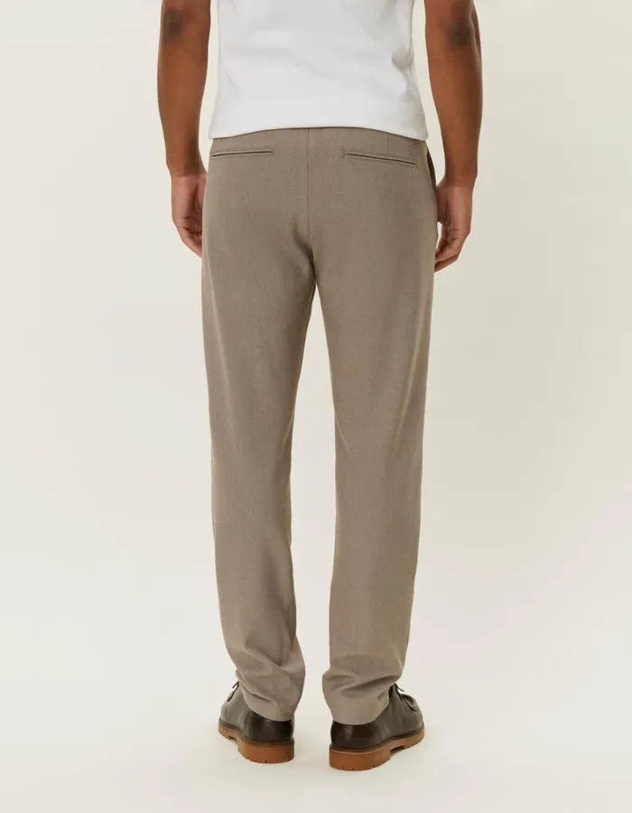 Men Les Deux Pants Como Tapered Drawstring Pants 8211 Seasonal 8211 Walnut Melange