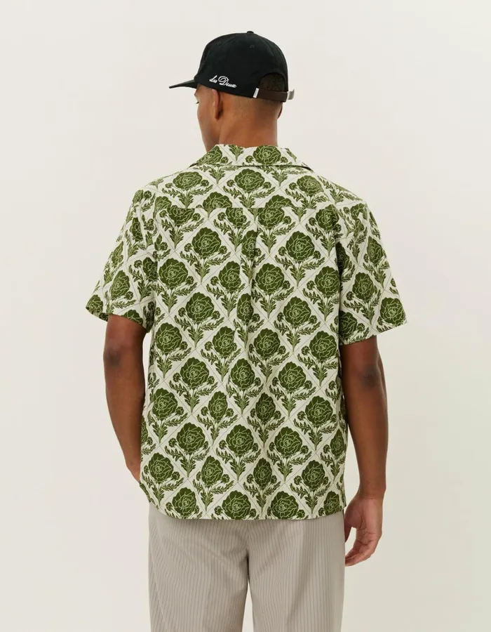 Men Les Deux ShirtsOvershirts Lesley Flower Tile AOP SS Shirt 8211 Vintage GreenIvory