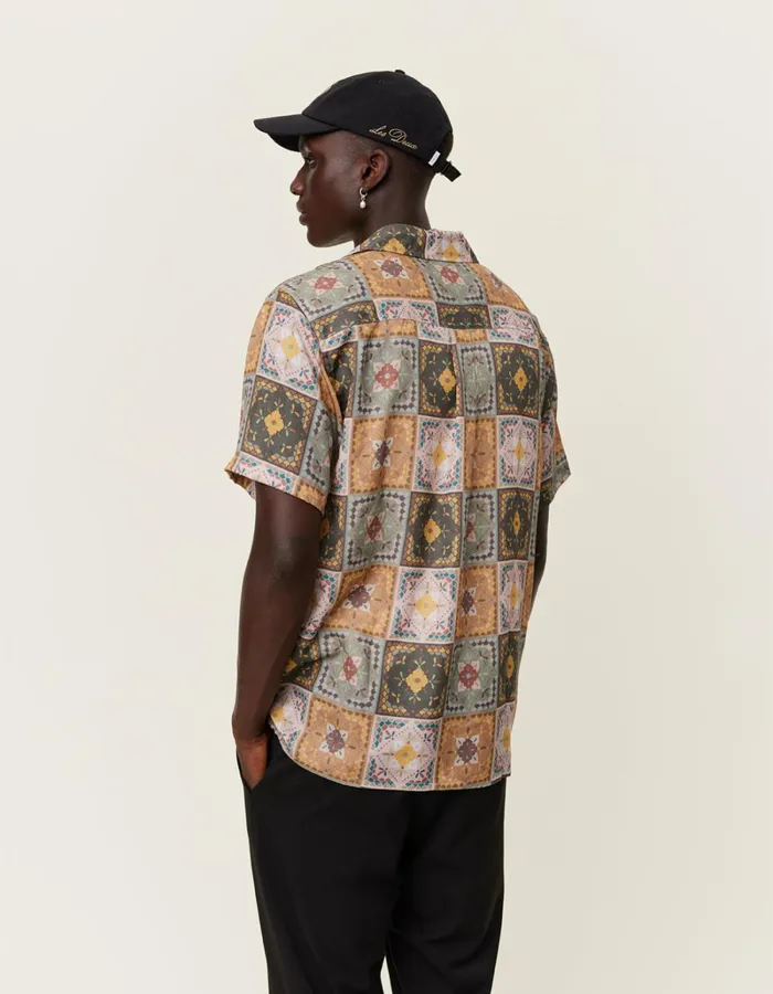 Men Les Deux ShirtsOvershirts Tiles AOP SS Shirt 8211 Multicolor