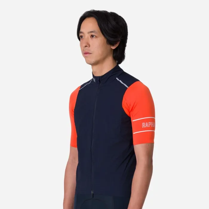 Men Pro Team Gilet II Arctic Ice Silver Reflectiveblacksilverlagoon Silver Reflectivenavysilveronyx Silver Reflective Rapha Jackets and Vests