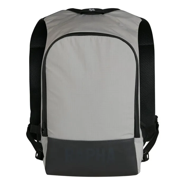 Men Pro Team Lightweight Backpack Dove Basic Blackblackblack Rapha Hats Gloves and Accessories Men Pro Team Lightweight Backpack Dove Basic Blackblackblack Rapha Hats Gloves and Accessories