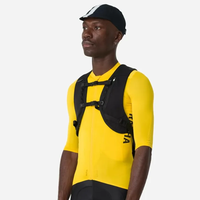 Men Pro Team Lightweight Backpack Dove Basic Blackblackblack Rapha Hats Gloves and Accessories