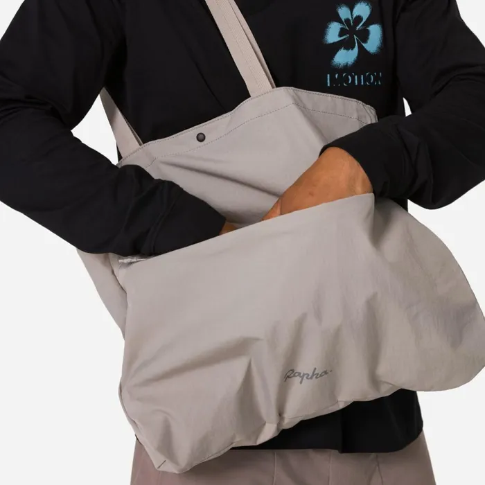 Men Tech Tote Blacksilver Reflectivedove Silver Reflective Rapha Hats Gloves and Accessories