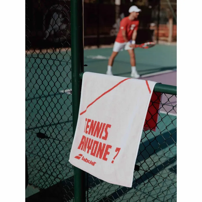 MenWomenJuniors and Kids Accessories Babolat Medium Towel Unisex Whitered