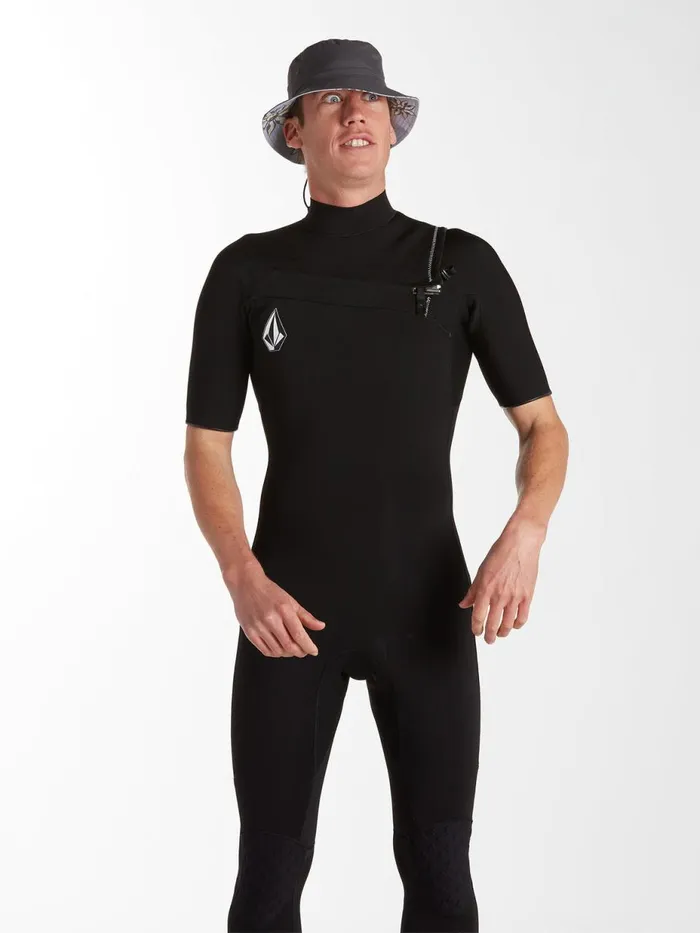 Mens Rashguards Volcom Modulator 2mm Short Arm Chest Zip Wetsuit 8211 Black