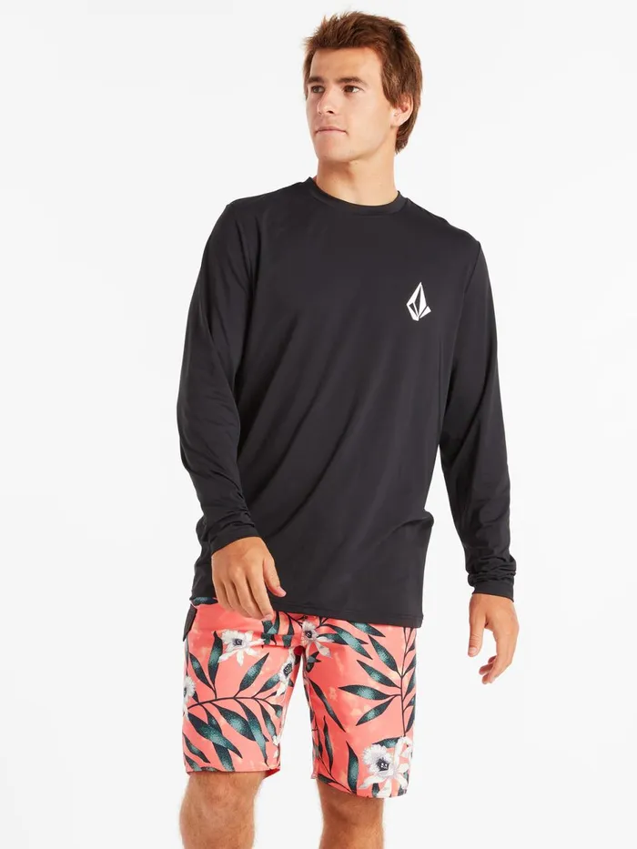 Mens Rashguards Volcom Taunt Long Sleeve UPF 50 Rashguard 8211 Black