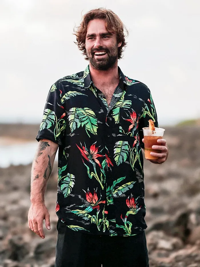 Mens Shirts and Flannels Volcom Birds Of Raredise Short Sleeve Shirt 8211 Black Mens Shirts and Flannels Volcom Birds Of Raredise Short Sleeve Shirt 8211 Black