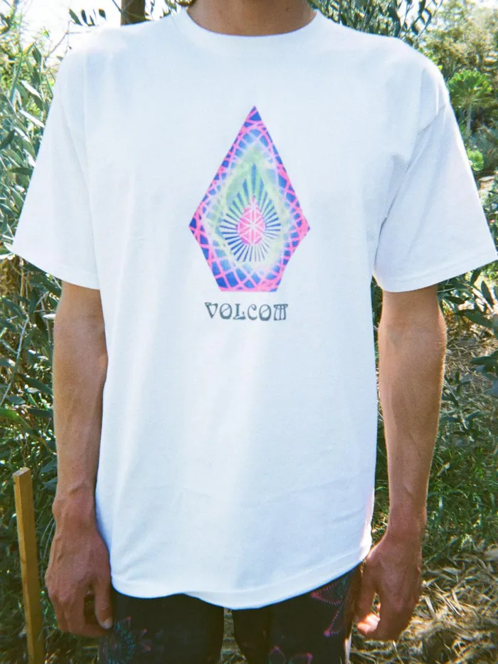 Mens TShirts and Tanks Volcom Star Shields Stone Short Sleeve Tee 8211 White