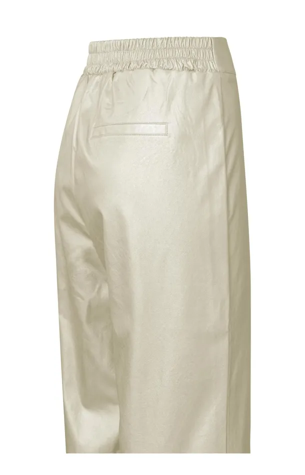 Metallic Faux Leather Pants With Wide Legs And Regular Fit Metallic Gold Women YAYA Trousers Metallic Faux Leather Pants With Wide Legs And Regular Fit Metallic Gold Women YAYA Trousers