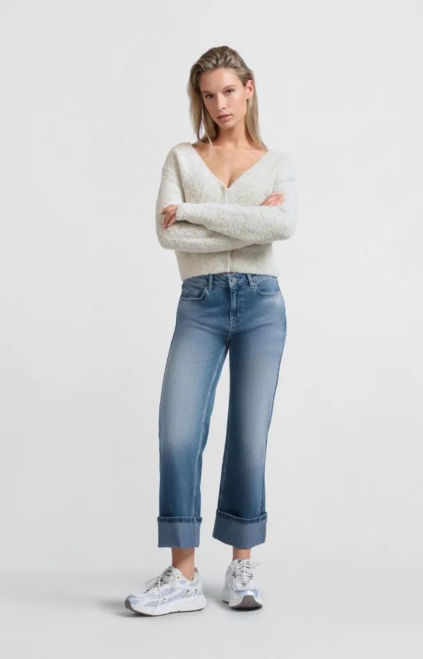 Mid Waist Denim With Rolledup Hem Blue Denim Women YAYA Jeans