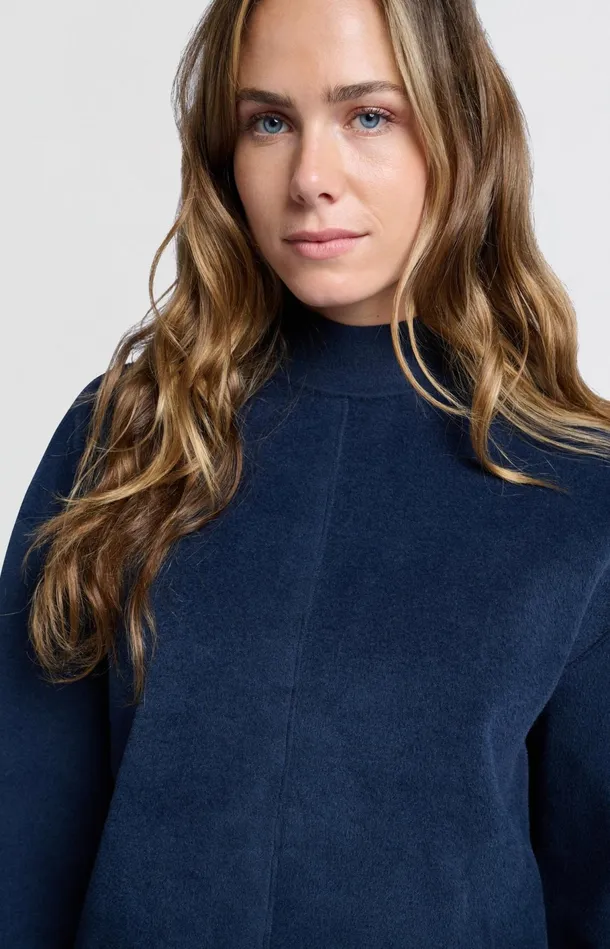 Oversized Dark Blue Sweatshirt With High Neck Outer Space Blue Women YAYA Sweaters Oversized Dark Blue Sweatshirt With High Neck Outer Space Blue Women YAYA Sweaters