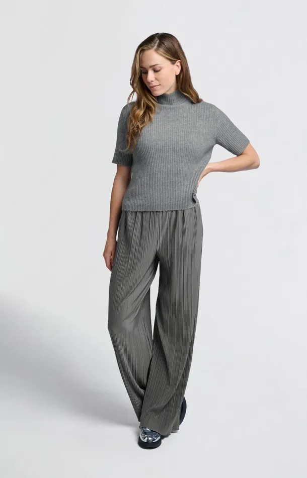 Pleated Trousers With Elastic Waistband And Wide Legs Dark Metal Grey Women YAYA Trousers Pleated Trousers With Elastic Waistband And Wide Legs Dark Metal Grey Women YAYA Trousers