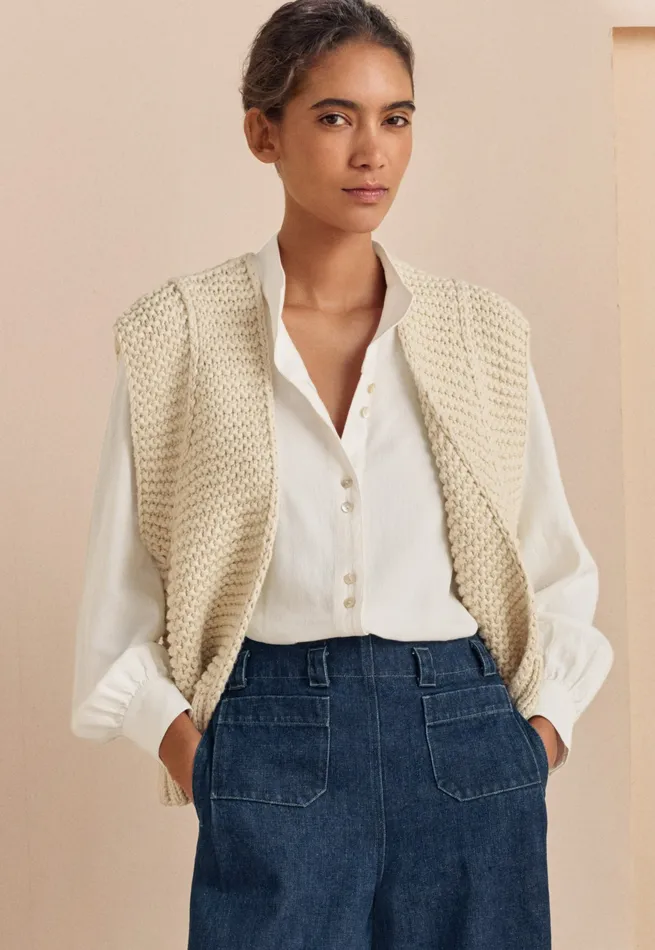 Poetry Fashion Cardigans Women Handknitted Waistcoat Ecru