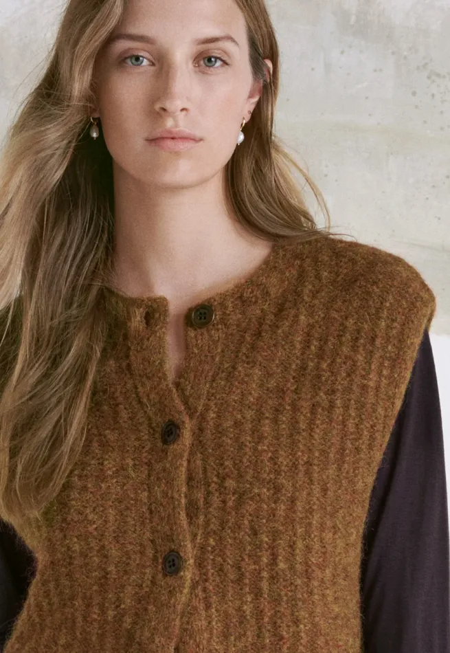 Poetry Fashion Cardigans Women Sleeveless Cardigan Toffee