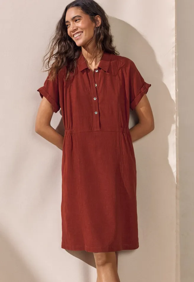 Poetry Fashion Dresses and Skirts Women Collared Short Dress Garnet