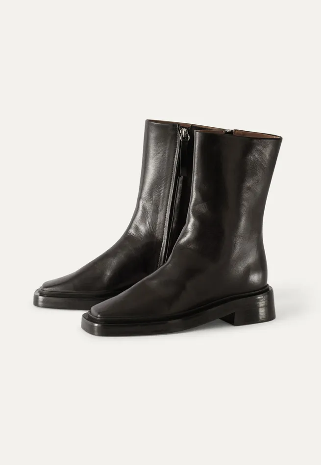 Poetry Fashion Footwear Women Squaretoe Boots Black