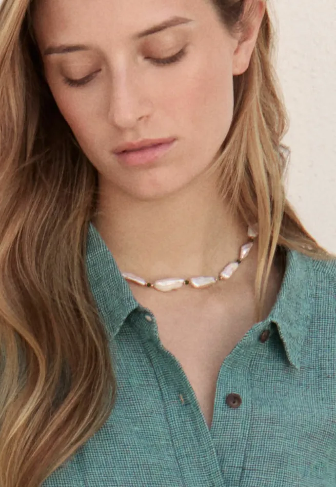 Poetry Fashion Jewellery Women Pearl and Emerald Bead Necklace Pearlgold And Emerald