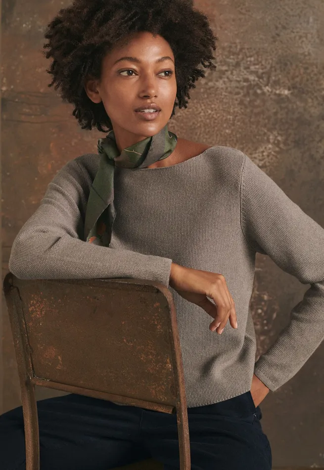 Poetry Fashion Sweaters Women Boatneck Sweater Soft Brown
