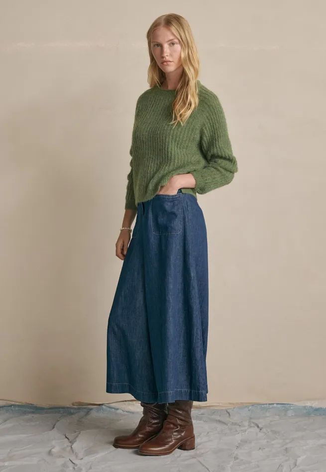 Poetry Fashion Sweaters Women Round Neck Sweater Evergreen