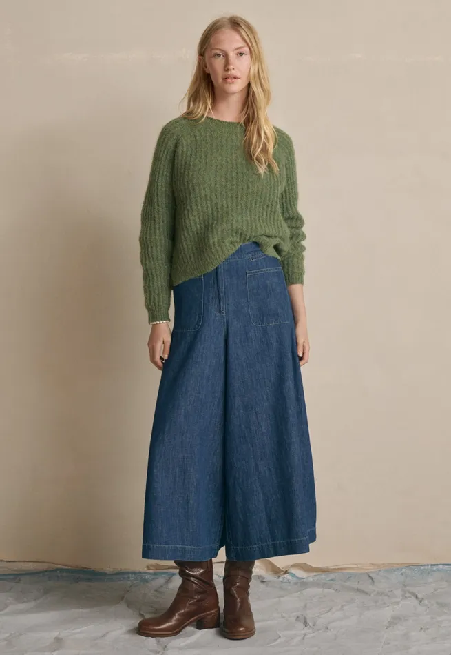 Poetry Fashion Sweaters Women Round Neck Sweater Evergreen