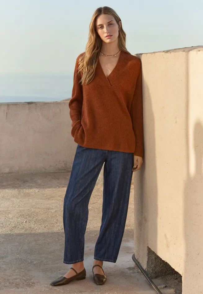 Poetry Fashion Sweaters Women Vneck Sweater Chilli