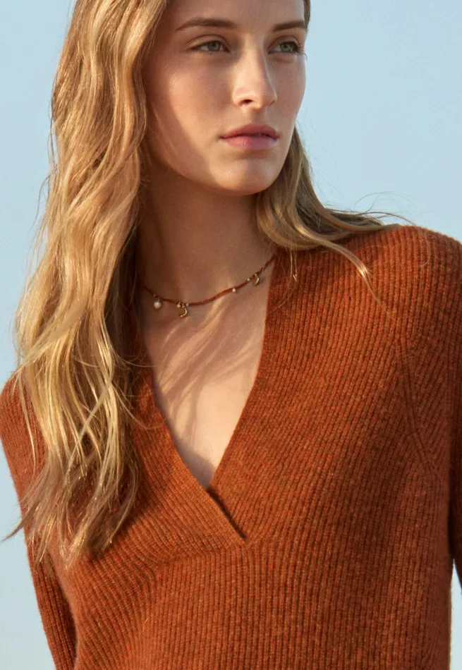 Poetry Fashion Sweaters Women Vneck Sweater Chilli
