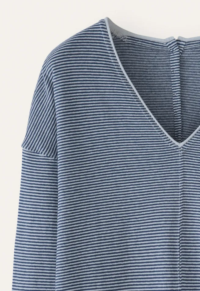 Poetry Fashion TShirt and Tops Women Striped Vneck Top Midnight White