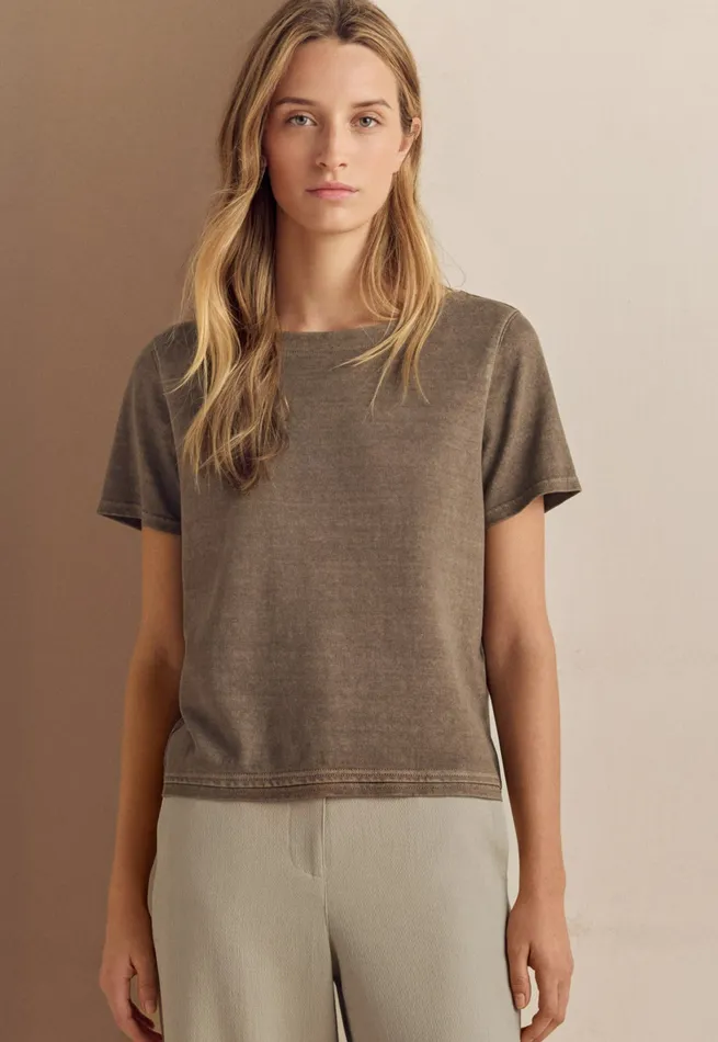Poetry Fashion TShirt and Tops Women Tshirt Chocolate