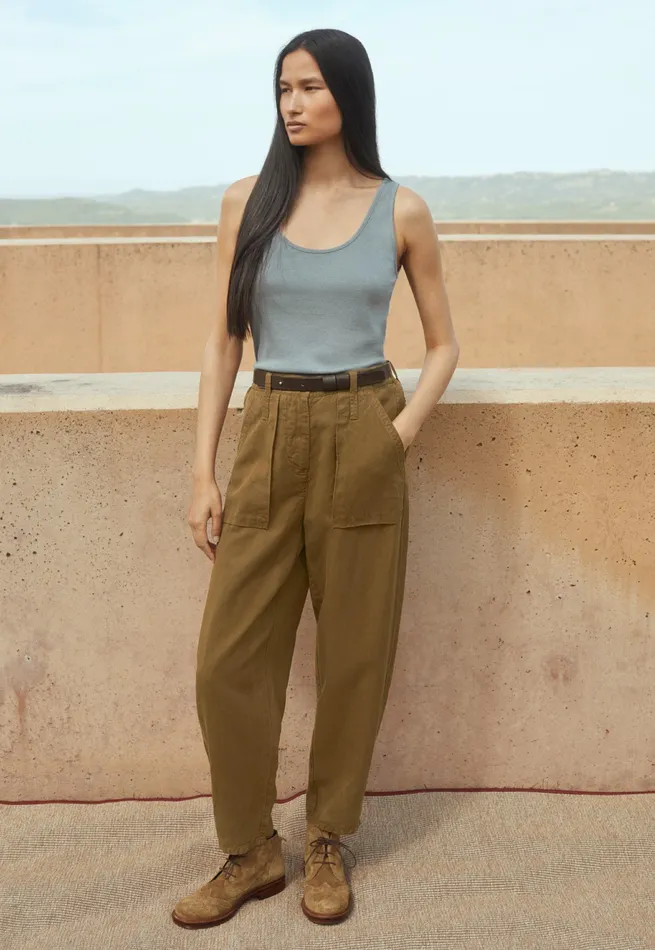 Poetry Fashion Trousers and Shorts Women Tapered Leg Trousers Gold Brown