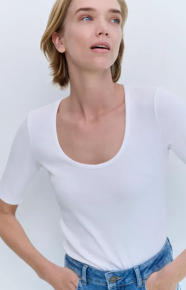 Ribbed Tshirt With Round Neck And Halflength Sleeves Pure White Women YAYA Tshirts Ribbed Tshirt With Round Neck And Halflength Sleeves Pure White Women YAYA Tshirts
