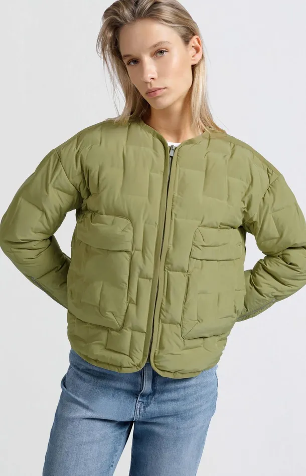 Short Quilted Jacket With Pockets And Zipper Closure Olive Women YAYA Coats Short Quilted Jacket With Pockets And Zipper Closure Olive Women YAYA Coats