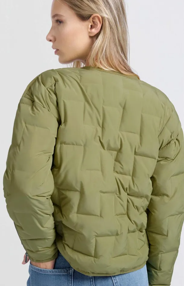 Short Quilted Jacket With Pockets And Zipper Closure Olive Women YAYA Coats Short Quilted Jacket With Pockets And Zipper Closure Olive Women YAYA Coats