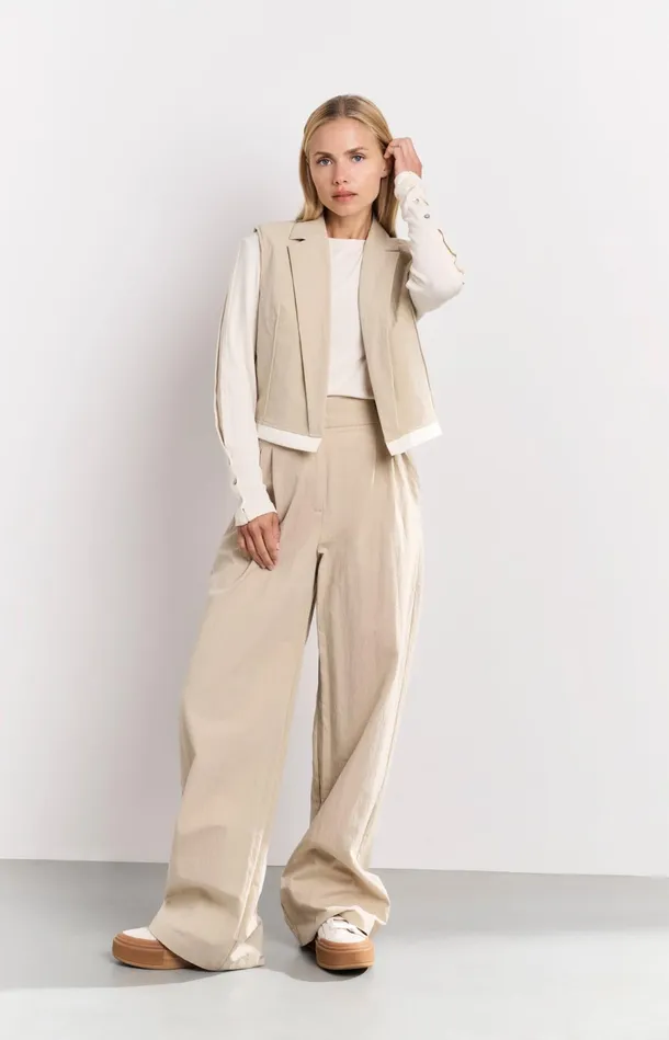 Sleeveless Cotton Gilet With Contrasting Details Twill Beige Women YAYA Cardigans Sleeveless Cotton Gilet With Contrasting Details Twill Beige Women YAYA Cardigans