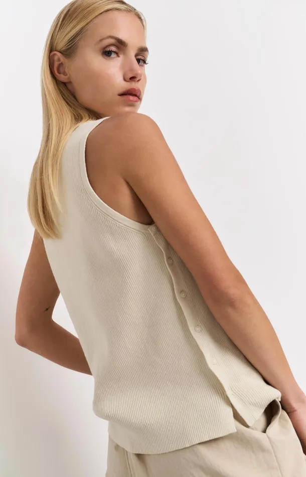 Sleeveless Top With Side Button Details And Fitted Fit Summer Sand Women YAYA Tops Sleeveless Top With Side Button Details And Fitted Fit Summer Sand Women YAYA Tops