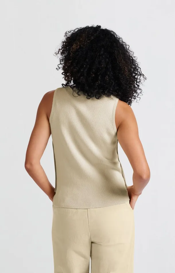Sleeveless Top With Side Button Details And Fitted Fit Summer Sand Women YAYA Tops Sleeveless Top With Side Button Details And Fitted Fit Summer Sand Women YAYA Tops