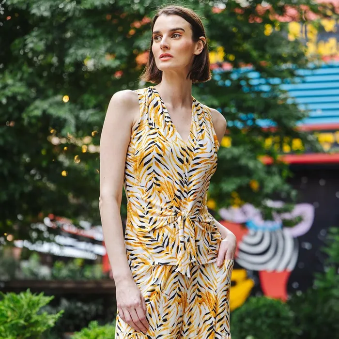 Sleeveless VNeck Center Front Tie Top 8211 Wild Leaves 8211 Final Sale Women Clara Sunwoo Tops Tunics Sleeveless VNeck Center Front Tie Top 8211 Wild Leaves 8211 Final Sale Women Clara Sunwoo Tops Tunics