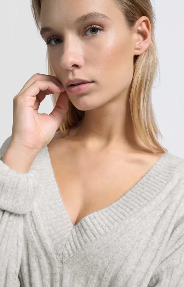 Soft Ribbed Sweater With Vneck And Long Sleeves Ice Melange Women YAYA Sweaters Soft Ribbed Sweater With Vneck And Long Sleeves Ice Melange Women YAYA Sweaters