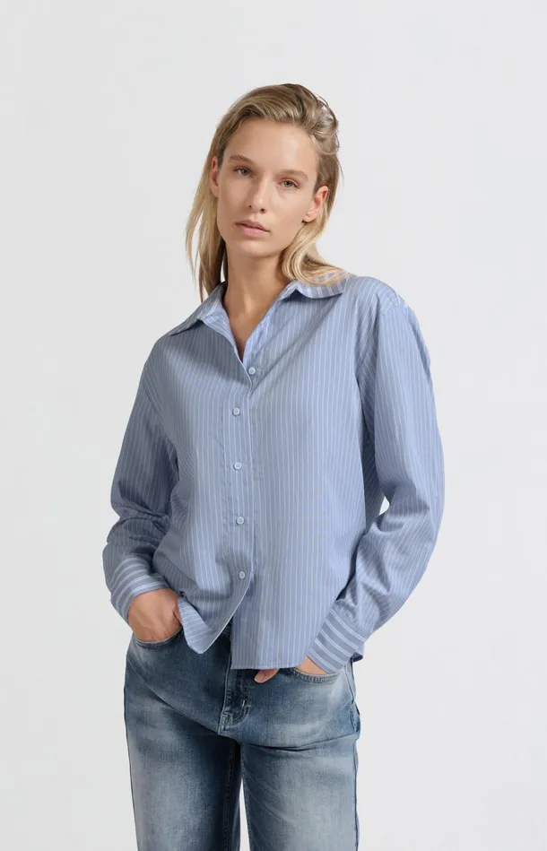 Striped Oversized Blouse With Collar And Long Sleeves Blue Dessin Women YAYA Blouses Striped Oversized Blouse With Collar And Long Sleeves Blue Dessin Women YAYA Blouses