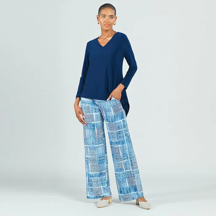 VNeck Side Flow Top 8211 Navy 8211 Final Sale Women Clara Sunwoo Modern Basics VNeck Side Flow Top 8211 Navy 8211 Final Sale Women Clara Sunwoo Modern Basics