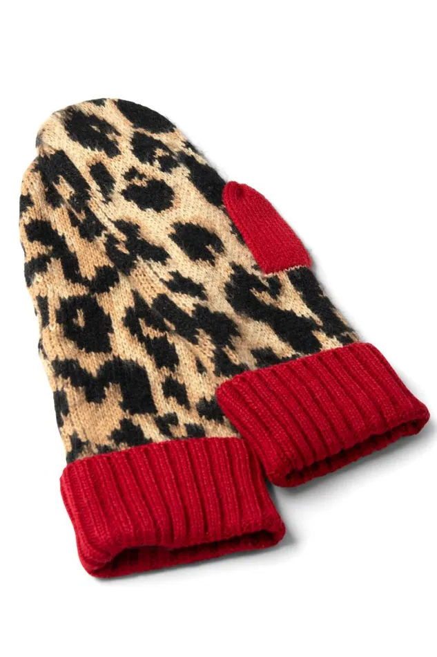Women Damson Madder Gloves Leopard Mittens In Fluffy Yarn