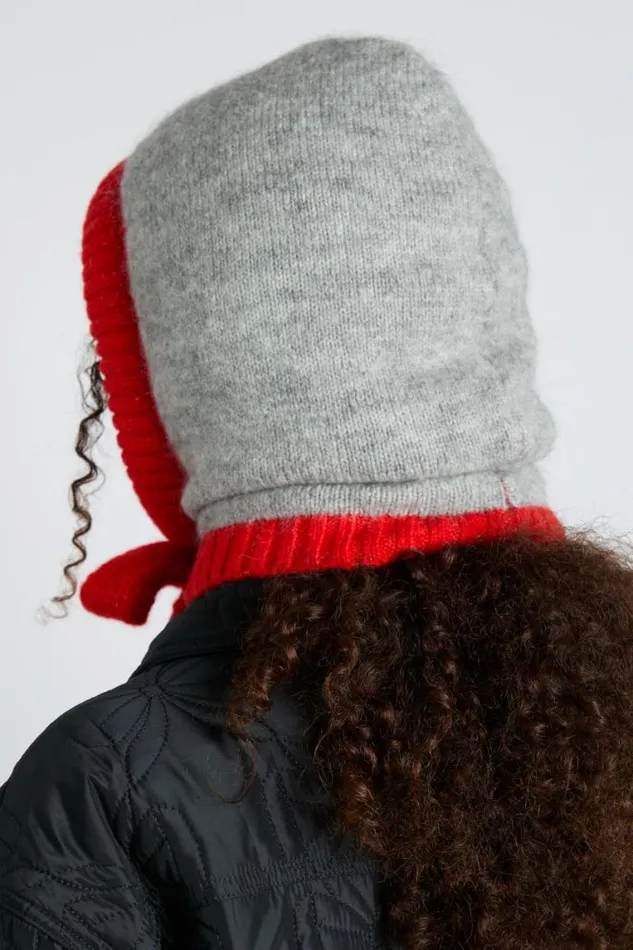 Women Damson Madder Hats Hood In Grey Marl With Red Tie In Premium Yarn