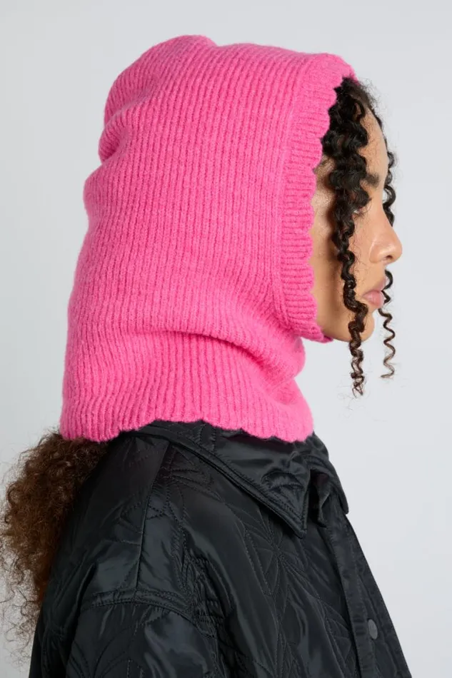 Women Damson Madder Hats Scalloped Edge Hood In Pink