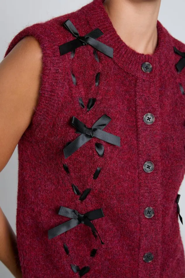 Women Damson Madder Knitwear Aggie Knit Vest With Bows Burgundy Cable