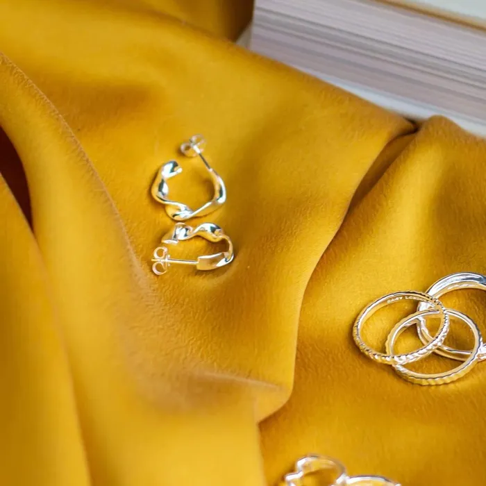 Women Este Lalonde Earrings Daisy London Jewellery Este Lalonde Flow Midi Hoops Sterling Silver