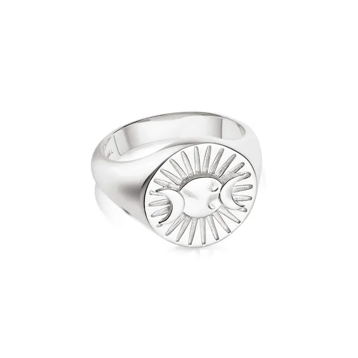 Women Este X Daisy Goddess Daisy London Jewellery Este Lalonde Goddess Medallion Signet Ring Sterling Silver Women Este X Daisy Goddess Daisy London Jewellery Este Lalonde Goddess Medallion Signet Ring Sterling Silver