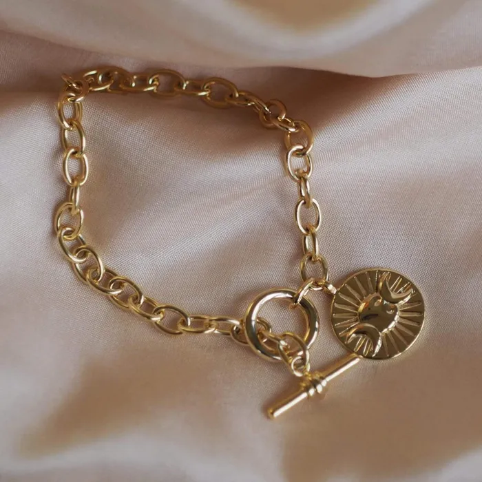 Women Este X Daisy Goddess Daisy London Jewellery Este Lalonde Goddess Medallion T Bar Bracelet 18Ct Gold Plate