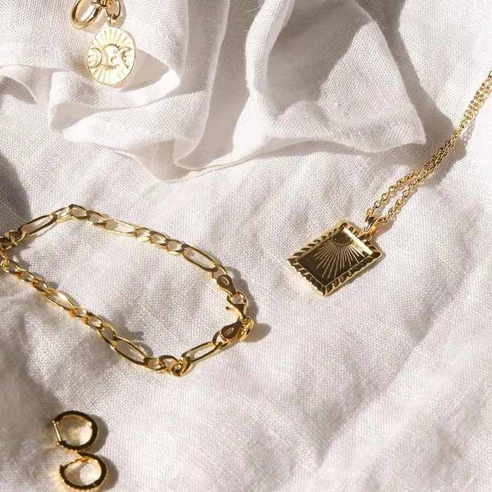 Women Este X Daisy Original Daisy London Jewellery Este Lalonde Rising Sun Frame Necklace 18Ct Gold Plate